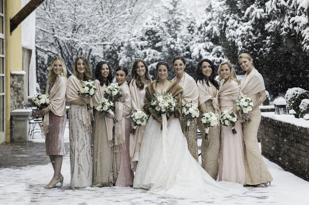 What Wedding outfits will be good for winter wedding Lahydra